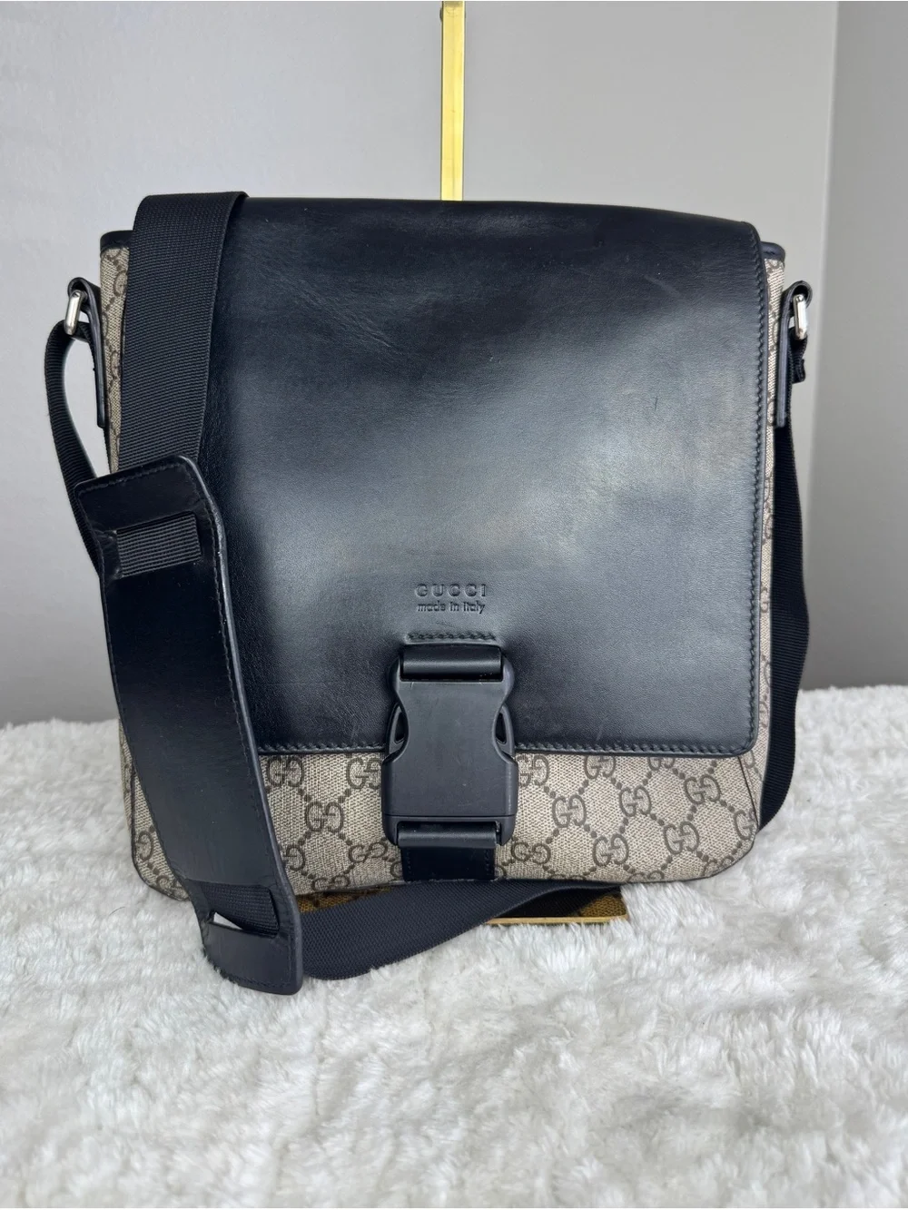 Gucci Black Leather & Beige GG Canvas Crossbody Messenger Bag